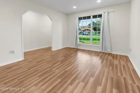 8717 Pinon Drive Jacksonville FL 32221