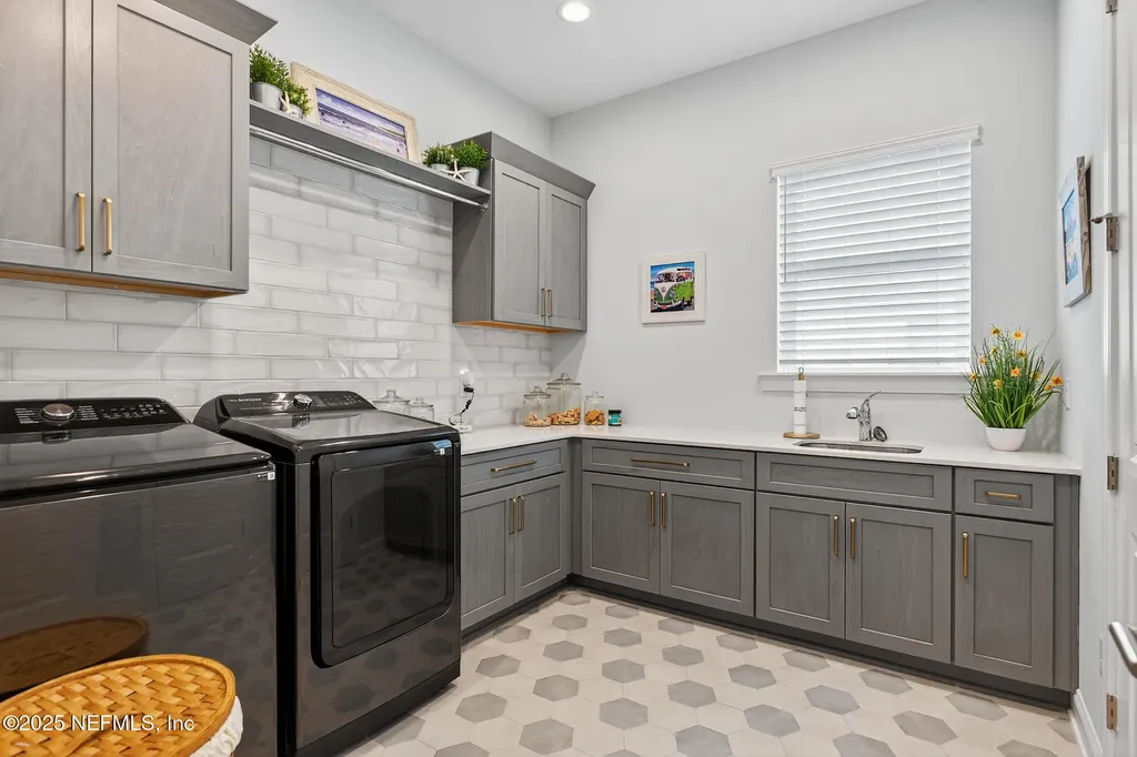 249 Pasarela Drive St. Augustine FL 32095
