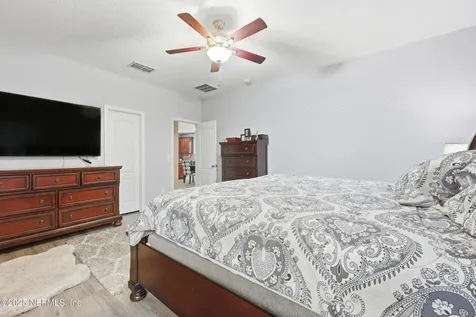 221 Tollerton Avenue St. Johns FL 32259