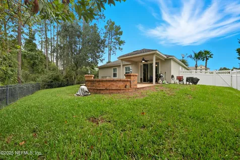 221 Tollerton Avenue St. Johns FL 32259