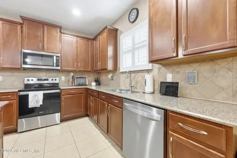 221 Tollerton Avenue St. Johns FL 32259