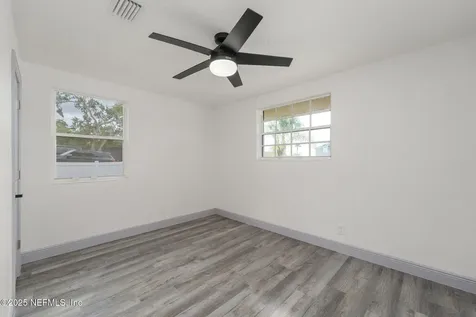 5363 Heckscher Drive Jacksonville FL 32226
