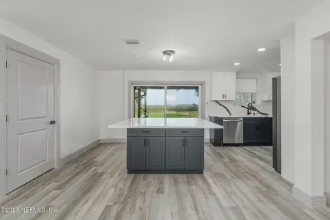 5363 Heckscher Drive Jacksonville FL 32226