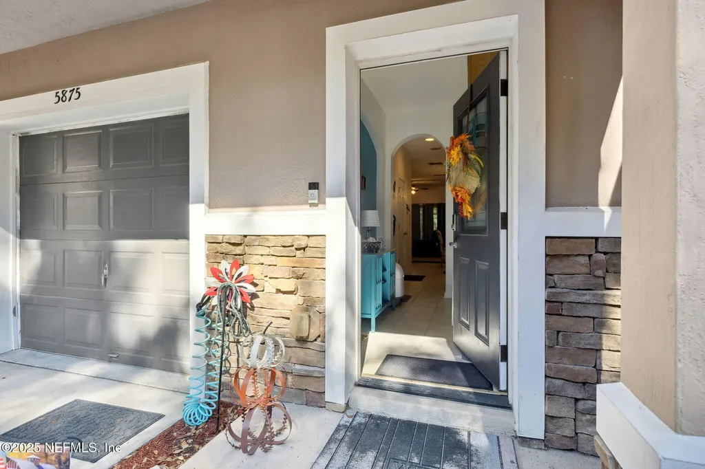 5875 Moonstone Court Jacksonville FL 32258