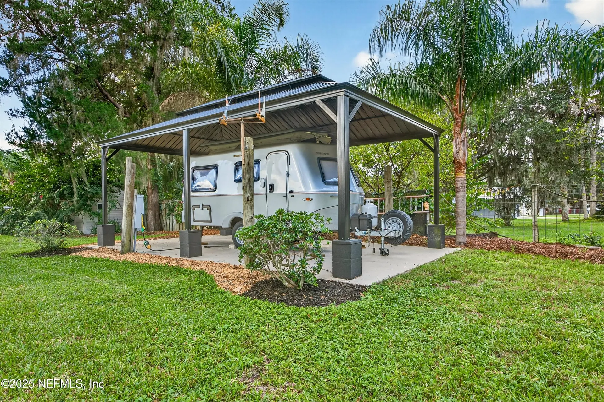 301 Saratoga Drive Satsuma FL 32189