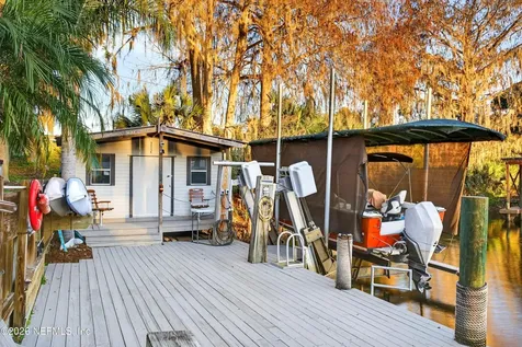 301 Saratoga Drive Satsuma FL 32189