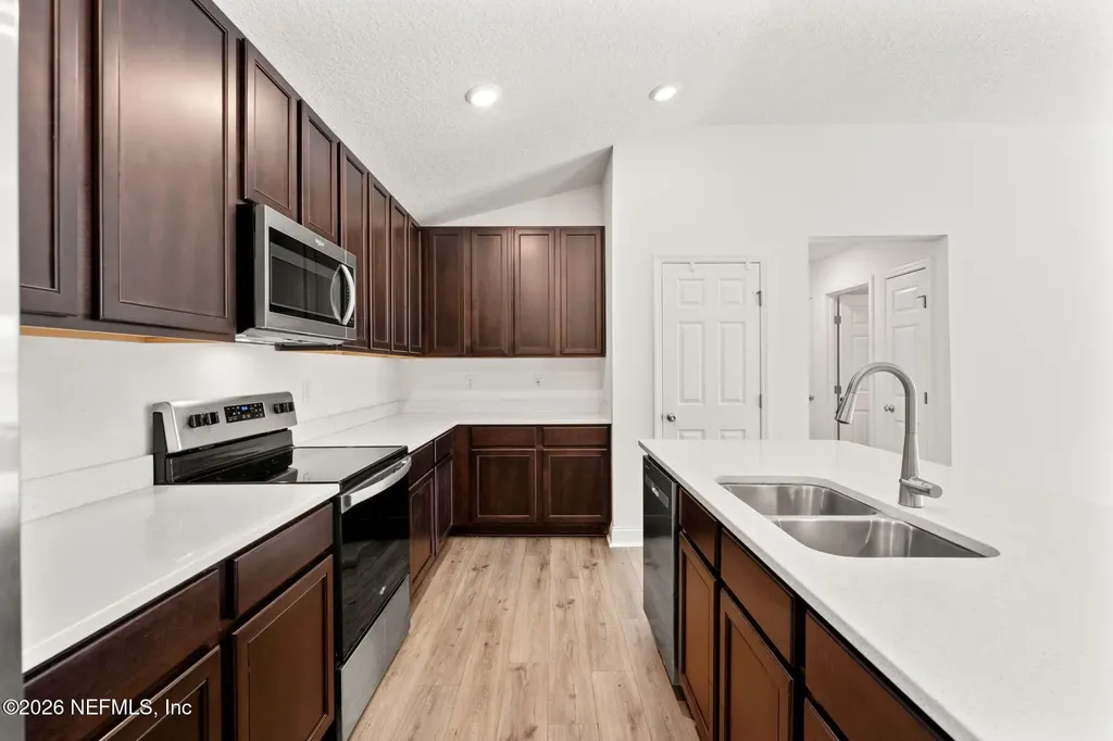 2907 Lucille Lane Middleburg FL 32068