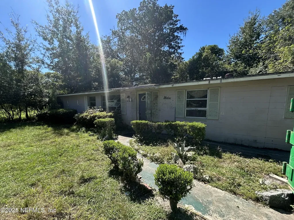 9238 2nd Avenue Jacksonville FL 32208