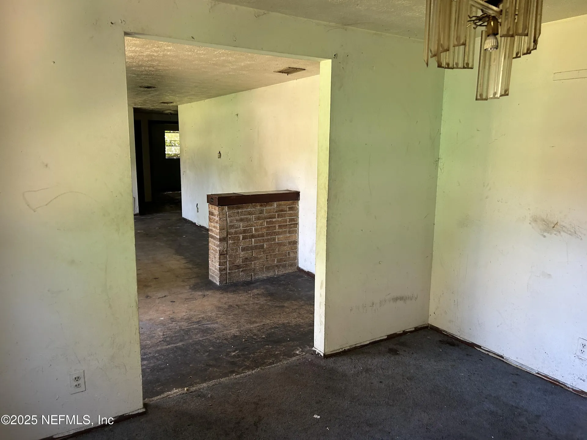 9238 2nd Avenue Jacksonville FL 32208