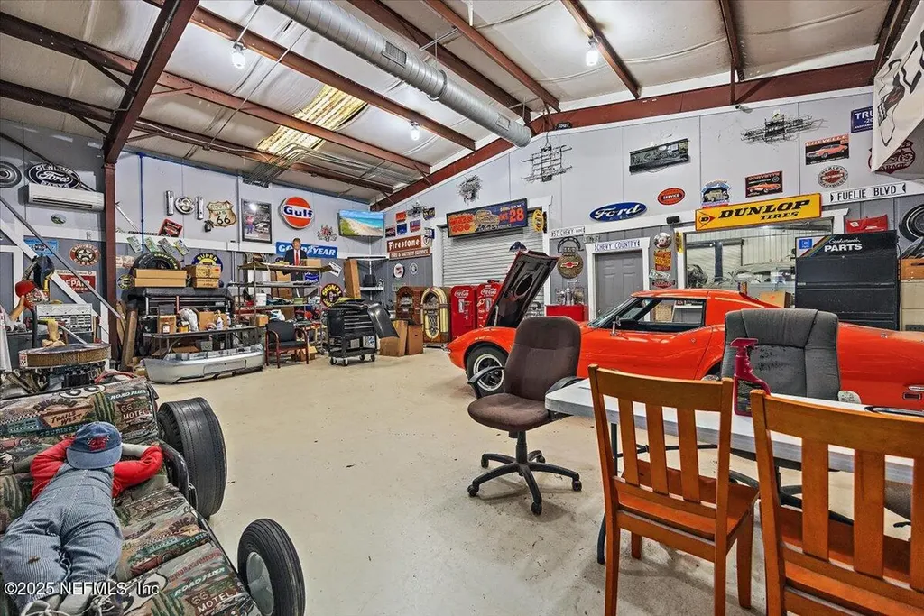 474379 E State Road 200 Fernandina Beach FL 32034