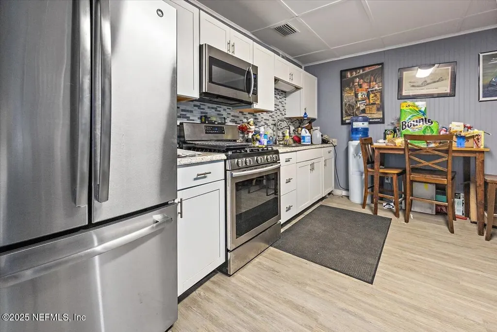 474379 E State Road 200 Fernandina Beach FL 32034