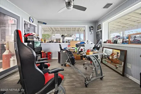 474379 E State Road 200 Fernandina Beach FL 32034