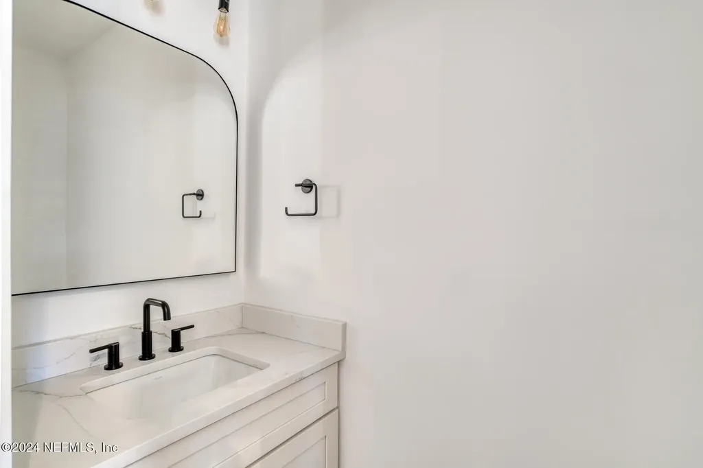 7 Sebastian Avenue St. Augustine FL 32084