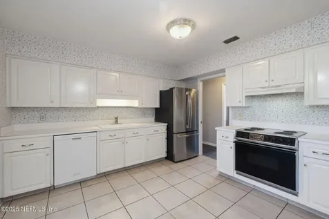 7302 Sandy Bluff Drive Jacksonville FL 32277