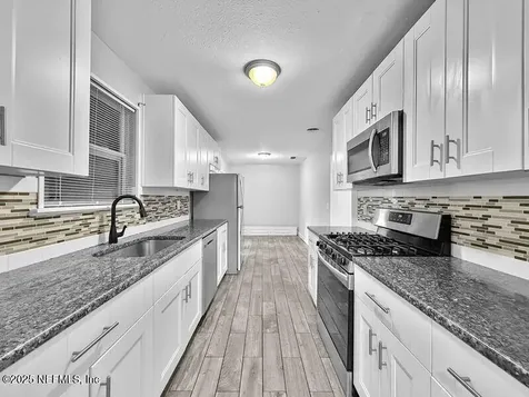 2026 Burpee Drive Jacksonville FL 32210
