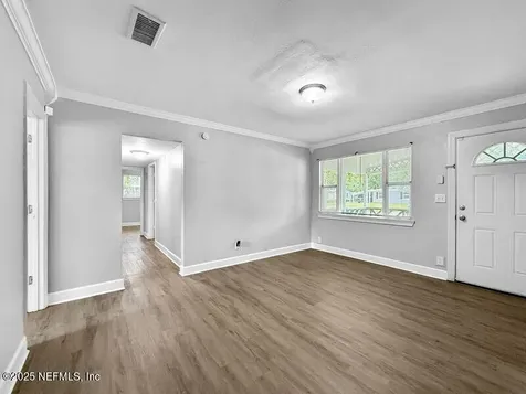 2026 Burpee Drive Jacksonville FL 32210