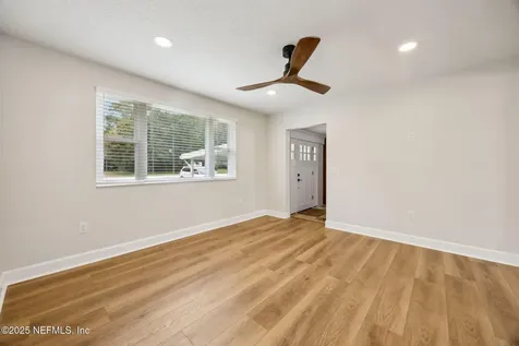555 Glynlea Road Jacksonville FL 32216