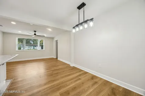555 Glynlea Road Jacksonville FL 32216