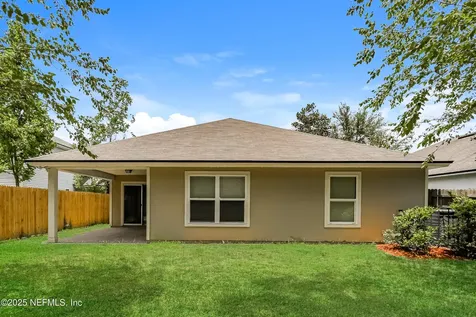 5609 Village Pond Circle Jacksonville FL 32222
