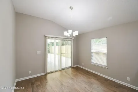 5609 Village Pond Circle Jacksonville FL 32222