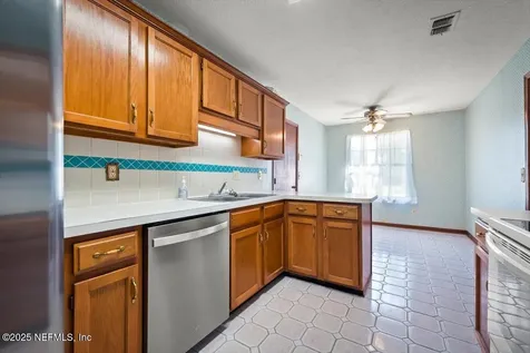 4729 Dresden Court Jacksonville FL 32257