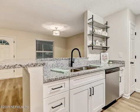 7107 Elwood Avenue Jacksonville FL 32208