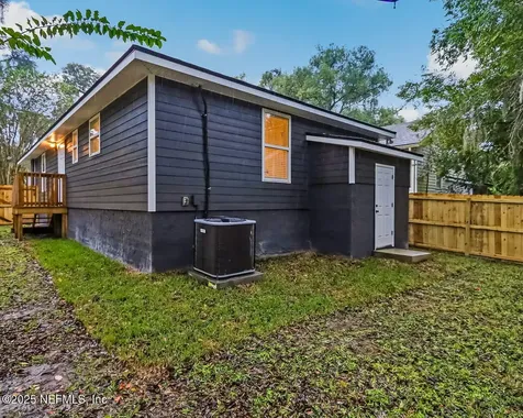 7107 Elwood Avenue Jacksonville FL 32208