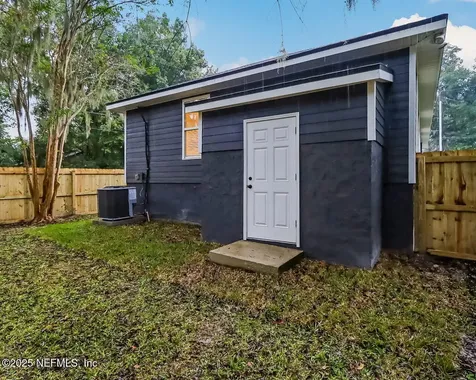 7107 Elwood Avenue Jacksonville FL 32208