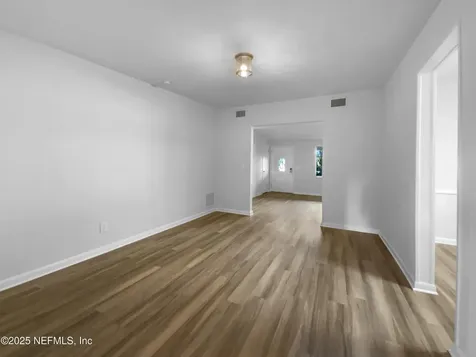 3319 Victoria Court E Jacksonville FL 32216