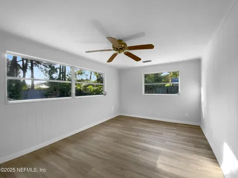 3319 Victoria Court E Jacksonville FL 32216