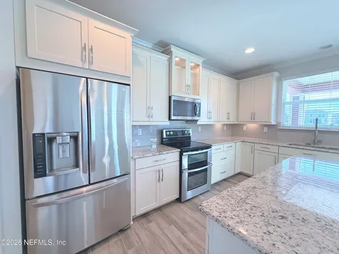 6887 Azalea Grove Drive Jacksonville FL 32258