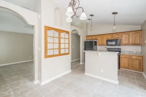 10715 Ogalla Avenue Jacksonville FL 32219