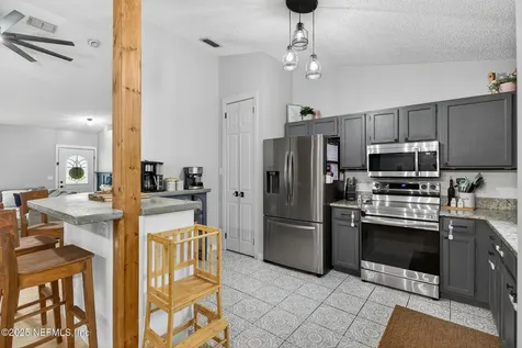 2172 Rothbury Drive Jacksonville FL 32221