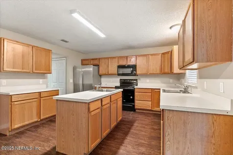 7078 Shady Pine Court Jacksonville FL 32244