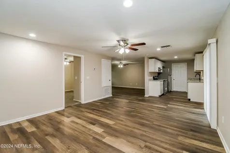 1349 Eagle Cove Road N Jacksonville FL 32218