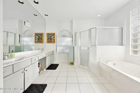 10058 Heather Lake Court W Jacksonville FL 32256