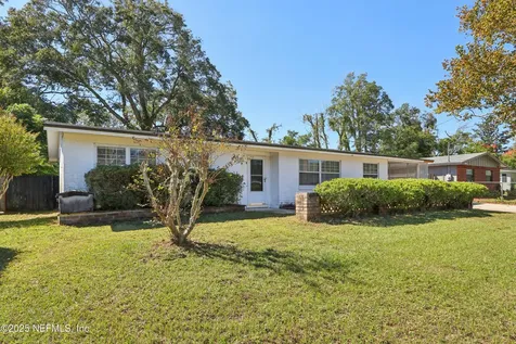 588 Clermont Avenue S Orange Park FL 32073