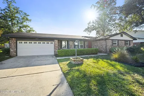 8827 Brierwood Road Jacksonville FL 32257