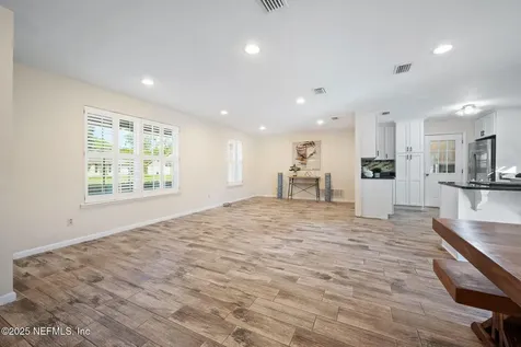 8827 Brierwood Road Jacksonville FL 32257