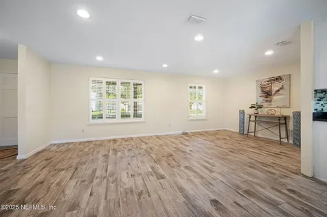 8827 Brierwood Road Jacksonville FL 32257