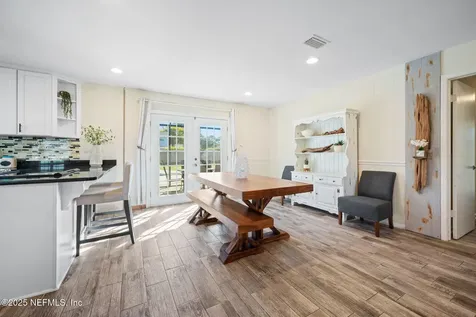 8827 Brierwood Road Jacksonville FL 32257