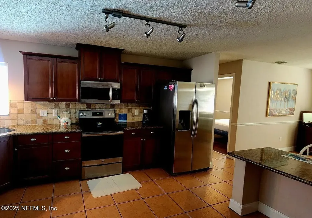 10 Blackfoot Court Palm Coast FL 32137