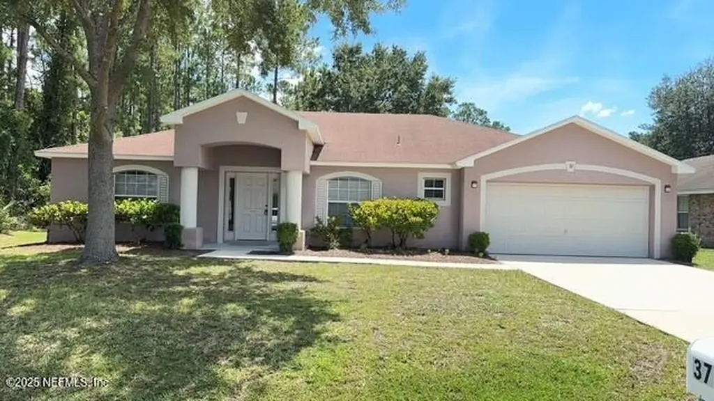 37 Red Barn Drive Palm Coast FL 32164