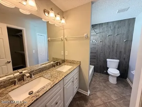 1904 Sunchase Court Jacksonville FL 32246