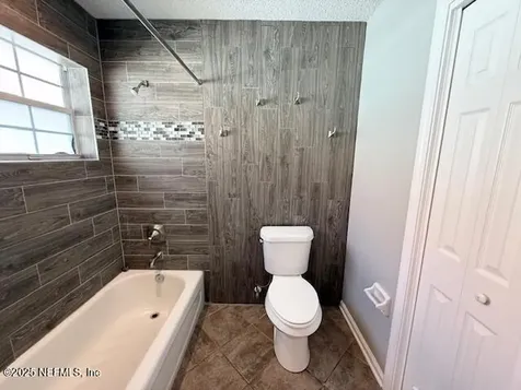 1904 Sunchase Court Jacksonville FL 32246