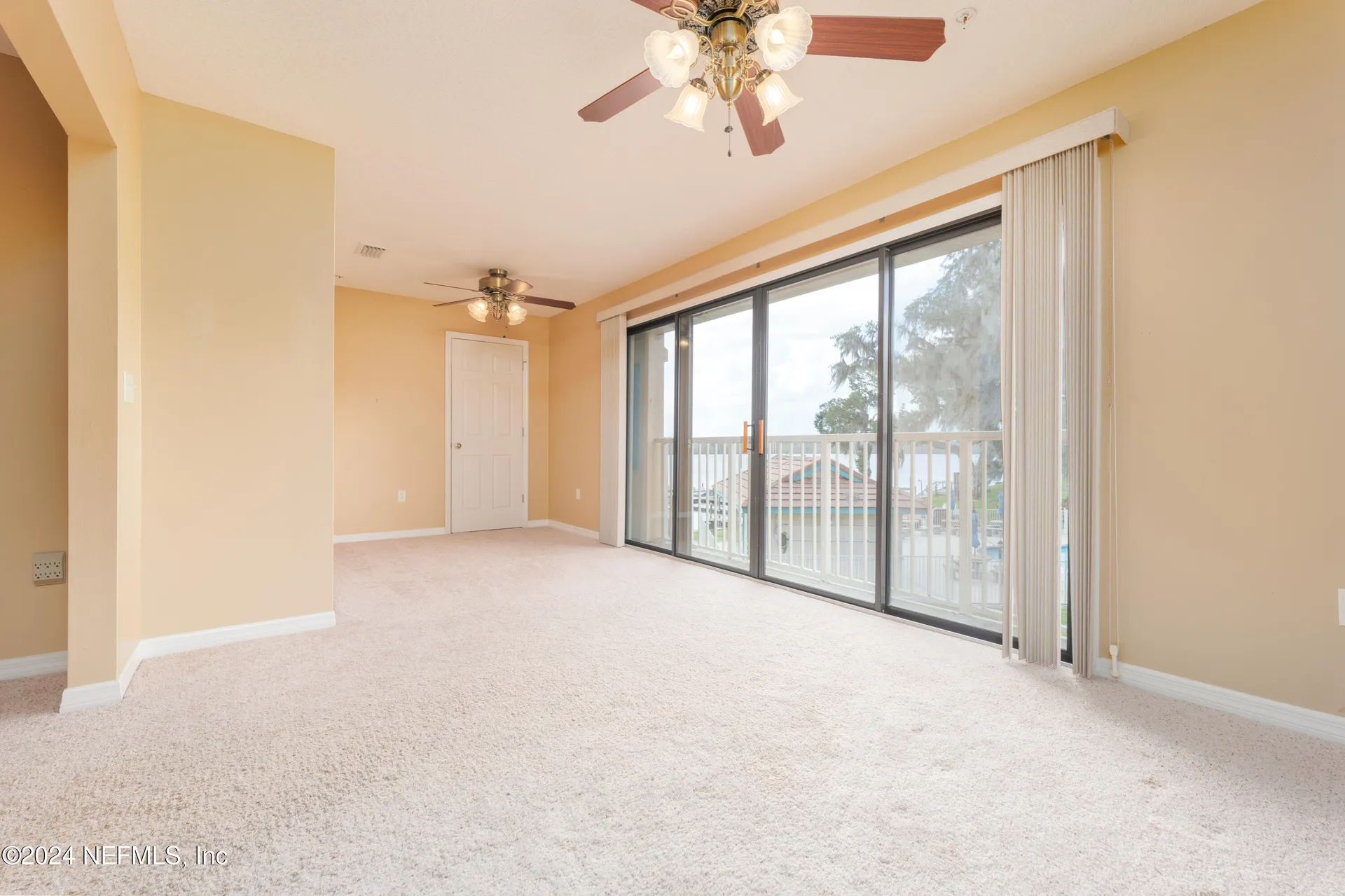 99 Broad River Place Welaka FL 32193