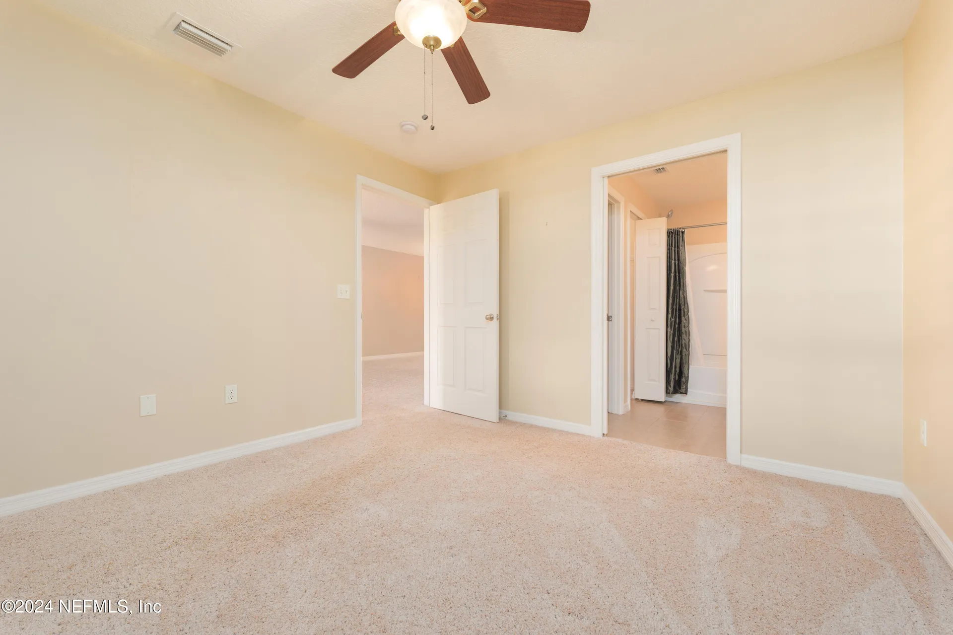 99 Broad River Place Welaka FL 32193
