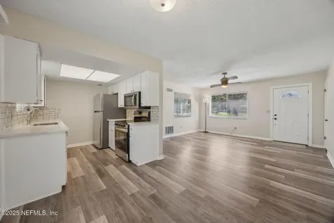 8349 Rockland Drive Jacksonville FL 32221