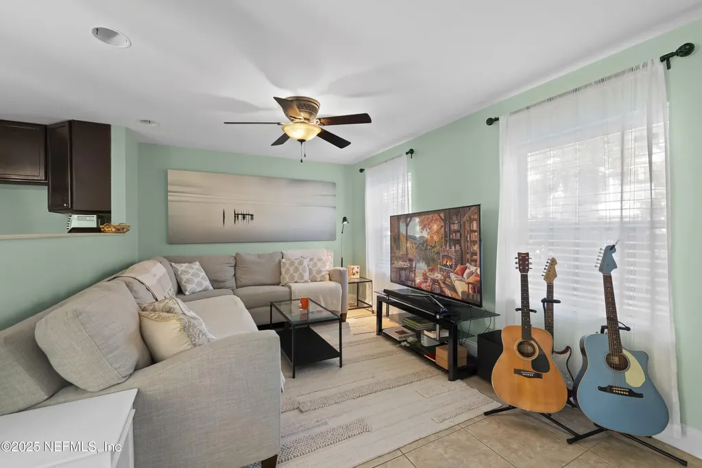 1417 4th Street N Jacksonville Beach FL 32250