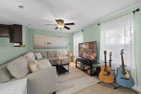 1417 4th Street N Jacksonville Beach FL 32250